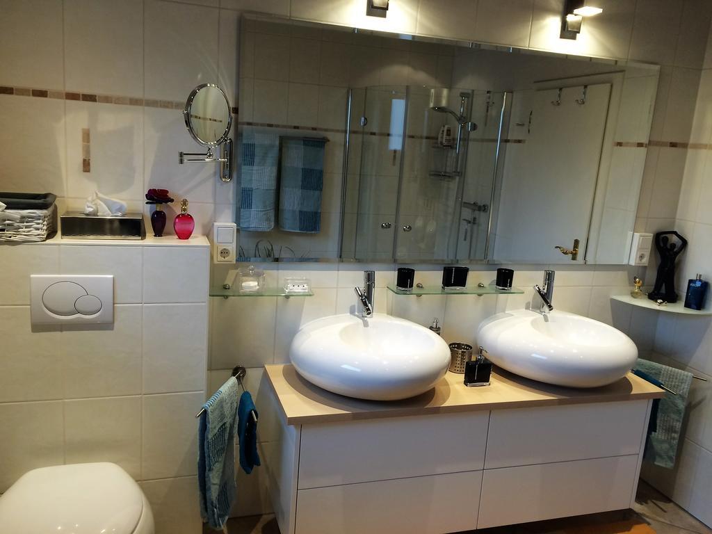 Bed & Breakfast Faas Wittlich Esterno foto