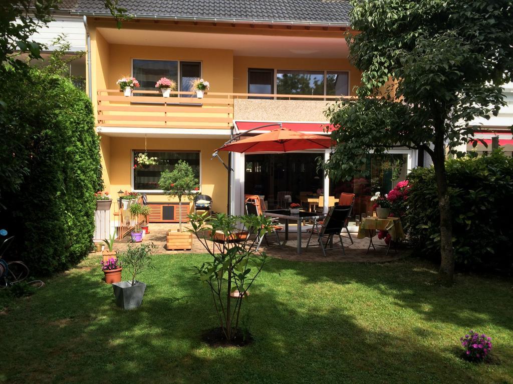 Bed & Breakfast Faas Bed and Breakfast Wittlich Esterno foto